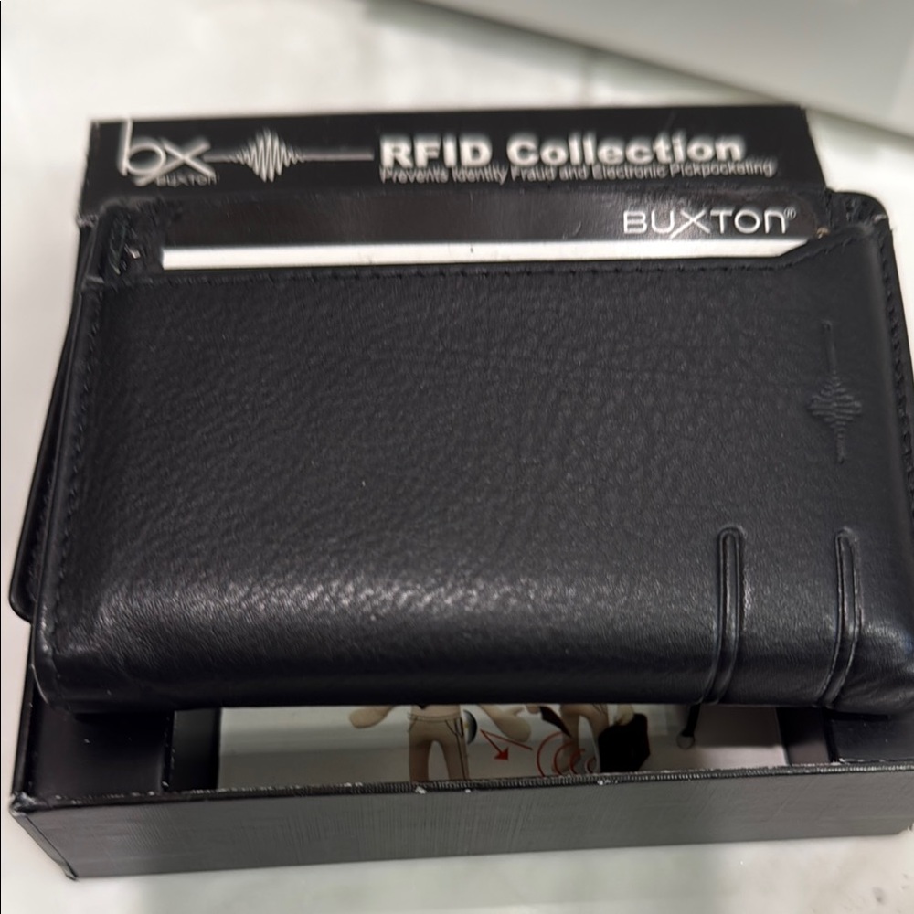 Buxton men’s trifold  RFID Secure Black Wallet